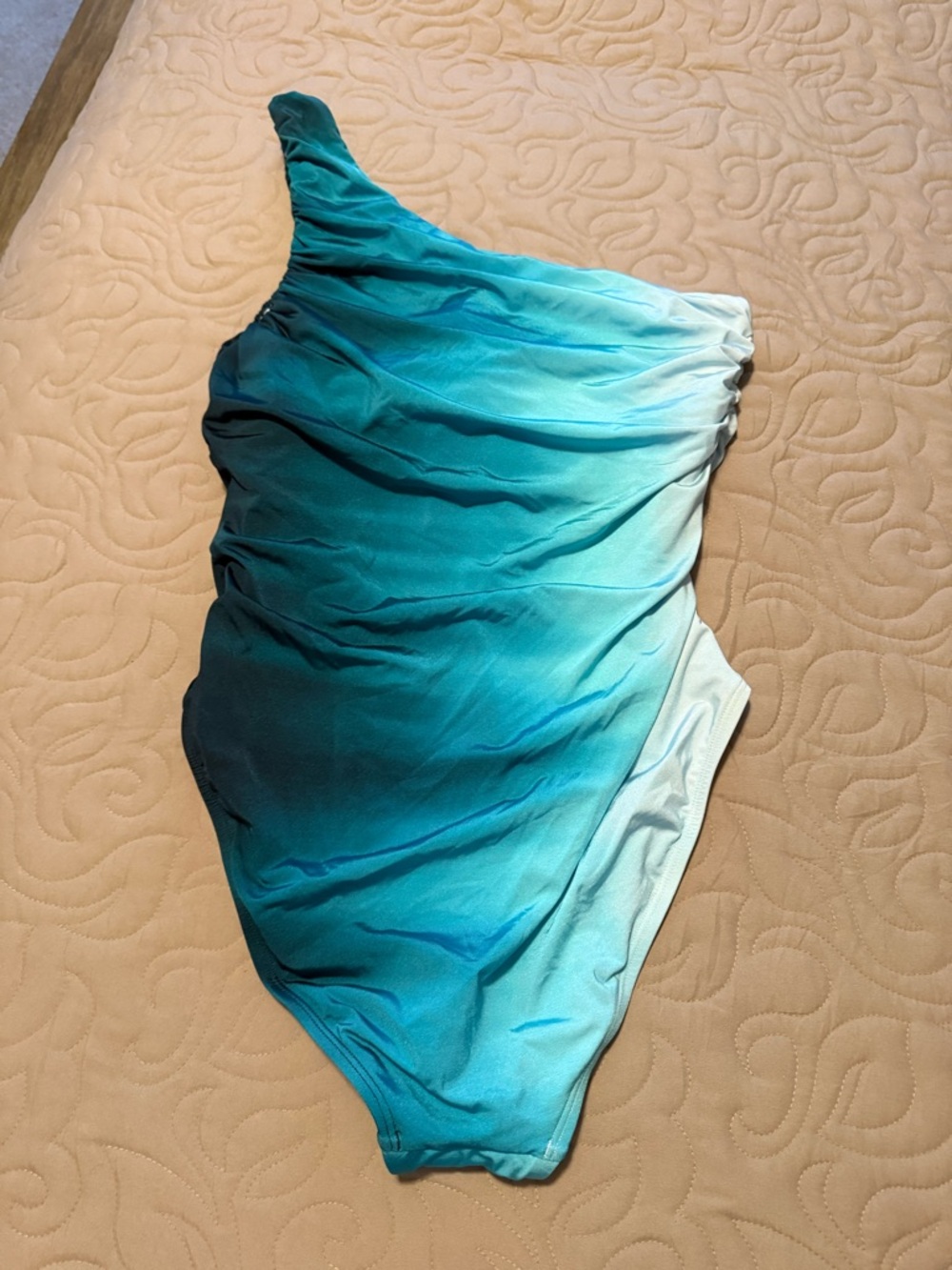 LaBlanca One-Shoulder Ombre Swimsuit with Matching Sarong (NWOT) - Picture 11 of 14